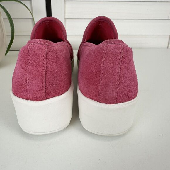 Clarks Collection 10 W Layton Petal Fuchsia Stripe Slip On Sneaker Comfort Shoe - Picture 5 of 9